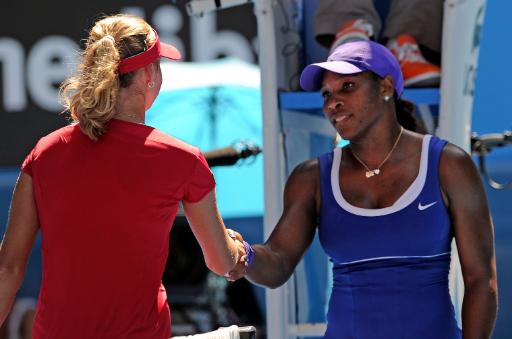 Ekaterina Makarowa und Serena Williams nach dem Match