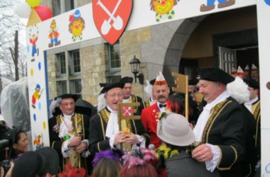 Möhnendonnerstag 2012 in Bütgenbach