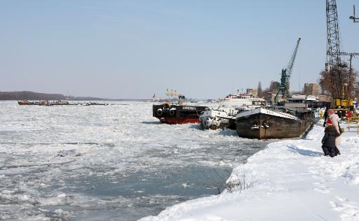 Serbien: Die Donau ist zugefroren