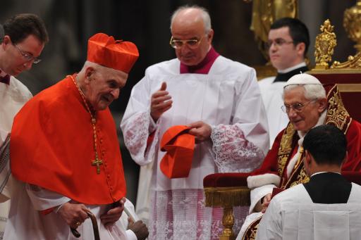 Kardinal Julien Ries und Papst Benedikt XVI.