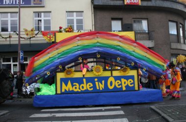 Rosenmontagszug in Eupen