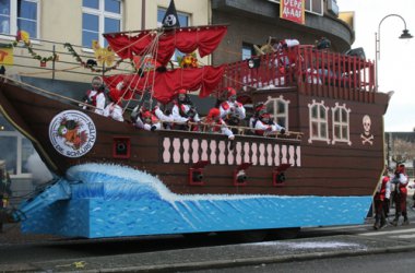 Rosenmontagszug in Eupen