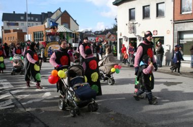 Rosenmontagszug in Eupen