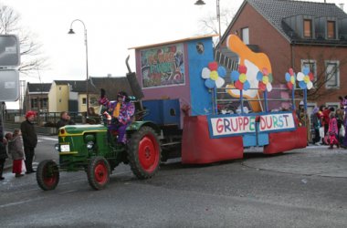 Rosenmontagszug in Eupen