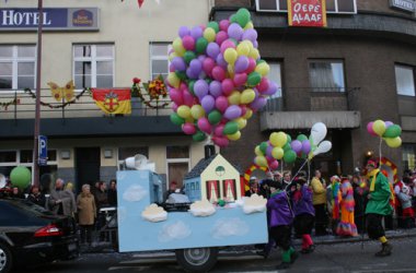 Rosenmontagszug in Eupen