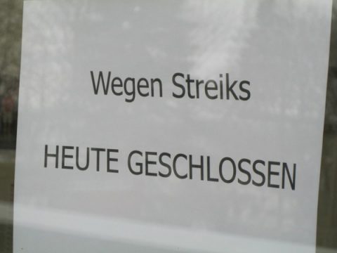 Wegen Streiks heute geschlossen - Illustrationsbild