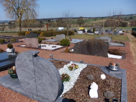 Friedhof in Deidenberg wird neu gestaltet
