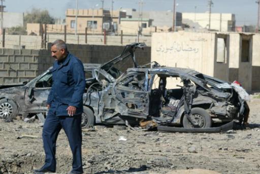 Zerstörte Autos nach Bombenanschlag in Kirkuk