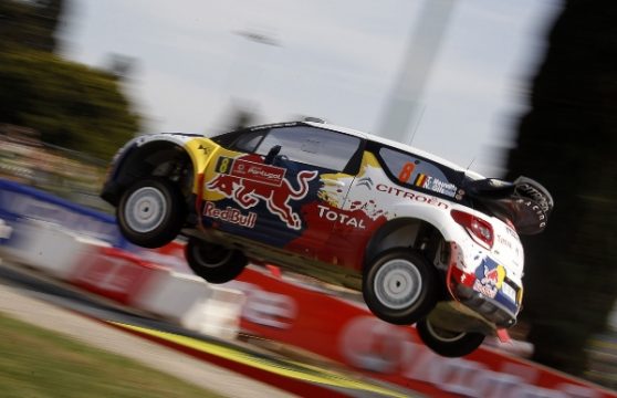 Rallye Portugal: Neuville fliegt auf Platz fünf