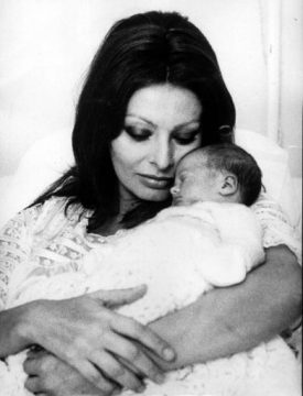 Sophia Lorens zweiter Sohn Eduardo kam 1973 per Kaiserschnitt zur Welt