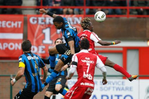 Action in der Begegnung zwischen FC Brügge und Kortrijk
