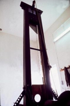 Entstaubt die Guillotinen!