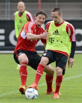 Daniel Van Buyten und Franck Ribery beim Training