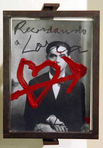 Eine Postkarte des Künstlers Antoni Tapies mit einem Bild von Federico Garcia Lorca