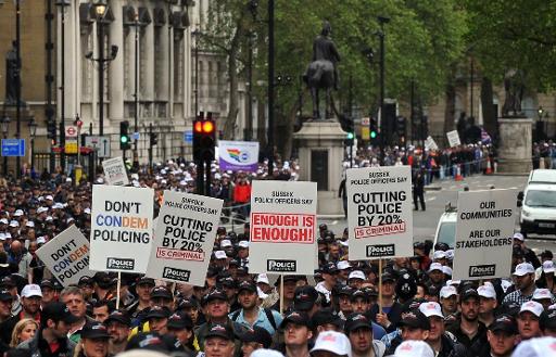 Polizisten außer Dienst streiken in London