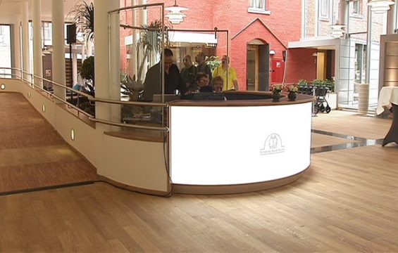 St. Nikolaus-Hospital: Foyer des neuen Zentralgebäudes