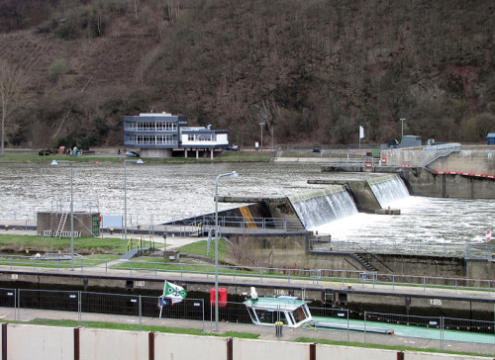 Moselschleuse bei Fankel