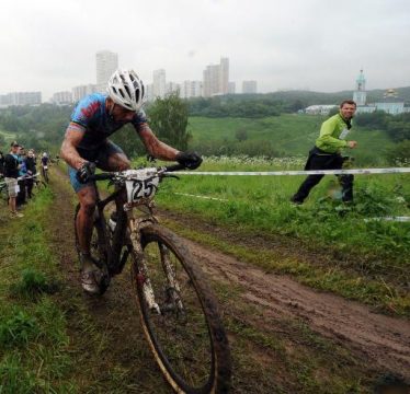 Sven Nys bei der Mountainbike-Europameisterschaft in Moskau