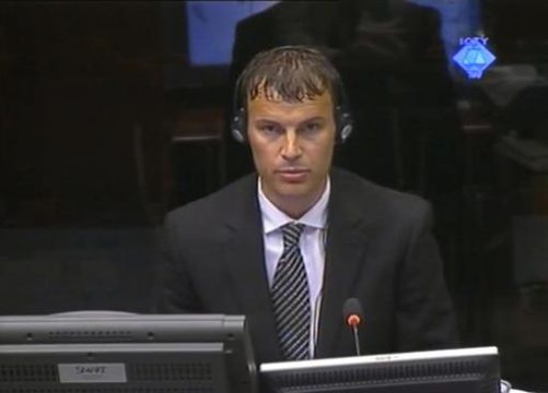 Elvedin Pasic, erster Zeuge im Mladic-Prozess