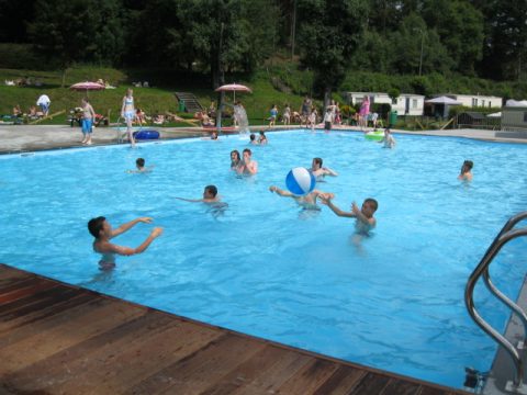 Der Sommer ist da: Besuch im Freibad von Wiesenbach