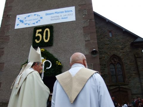 Bischof Aloys Jousten feiert in Amel sein Goldenes Priesterjubiläum
