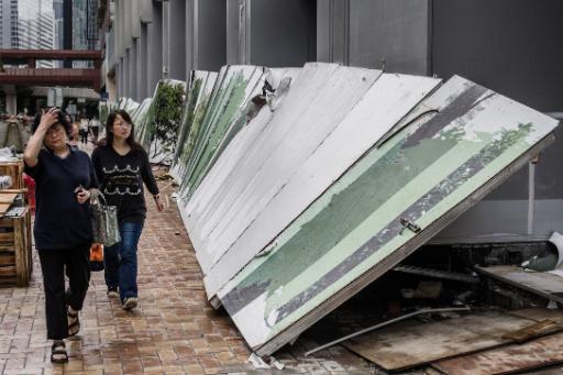 Überreste eines eingestürzten Zauns in Hongkong