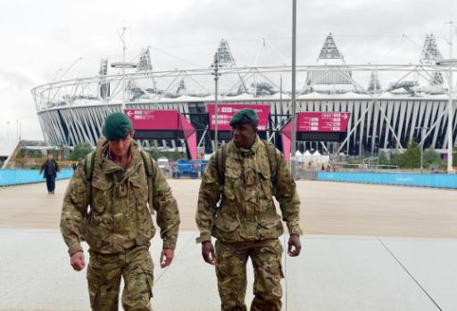 Britisches Militär verlässt das Olympische Stadion in London