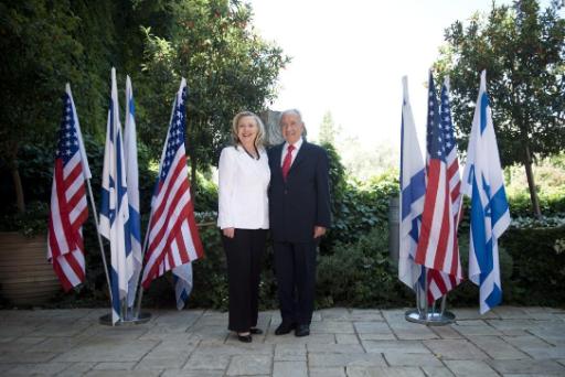 US-Außenministerin Hillary Clinton mit Israels Staatspräsident Schimon Peres