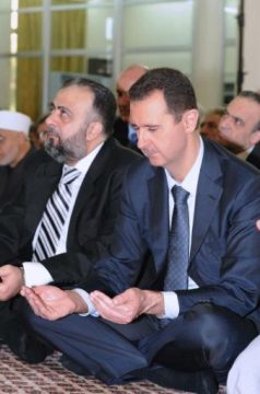Syriens Präsident Assad beim Morgengebet in einer Moschee