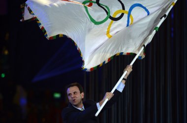 Spiele 2016 in Rio: Fahnenübergabe an Bürgermeister Eduardo Paes