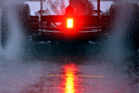 Auch das zweite Freie Training in Francorchamps fällt ins Wasser