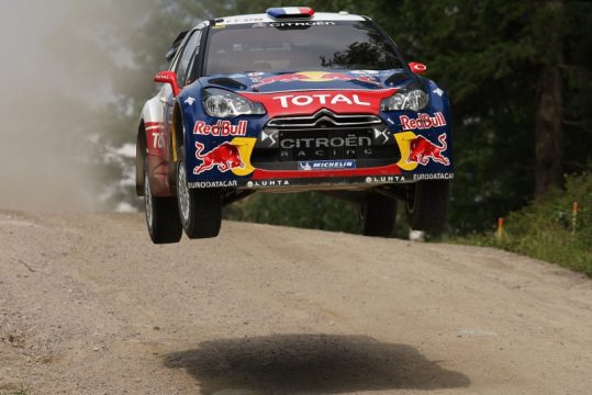 Sébastien Loeb auf dem Weg zum Finnland-Sieg