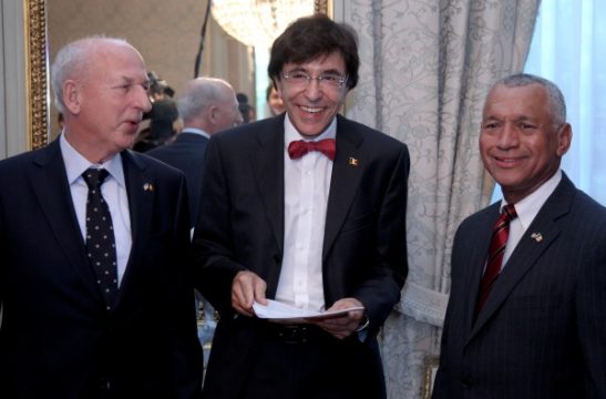 Dirk Frimout, Elio Di Rupo und Charles Bolden