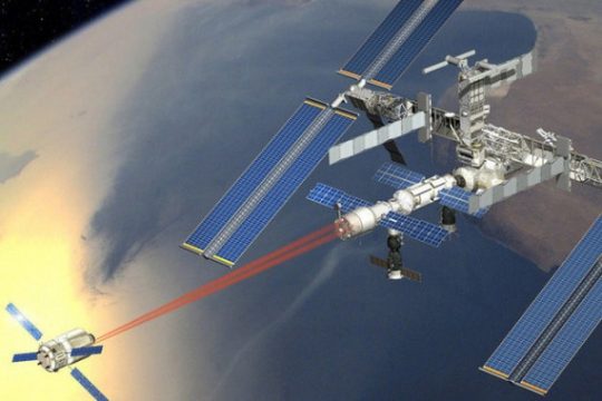 Der europäsische Raumtransporter "Edoardi Amaldi" dockt vorerst nicht von der ISS ab