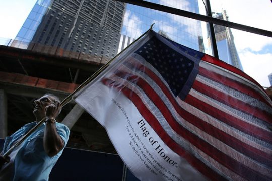 "Flag of Honor": Flagge mit den Namen aller Opfer am Ground Zero
