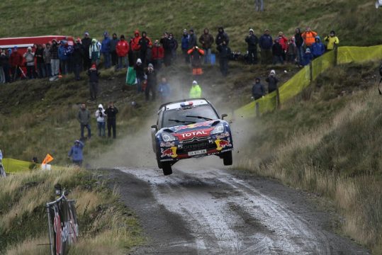 Wales Rallye GB: Loeb schnappt sich Solberg