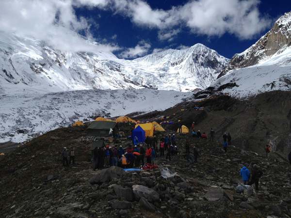 Himalaya-Lawinenunglück: Suche geht weiter