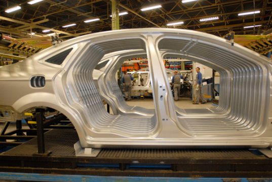 Der Ford Mondeo wird weiter in Genk produziert