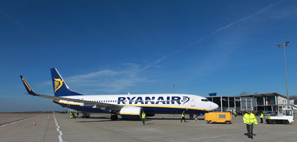 Ryanair-Maschine muss nach Turbulenzen notlanden