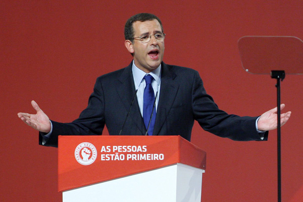PS-Parteipräsident António Seguro