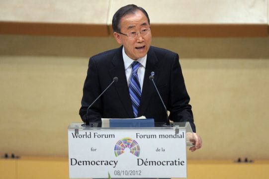 Ban Ki Moon bei der Eröffnungsrede zur Grundsatzdebatte über Demokratie im Europarat