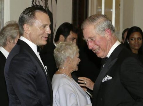 Daniel Craig und Prinz Charles bei der Premiere von "Skyfall"