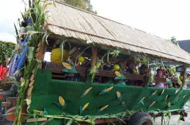 Erntedank-Umzug in Mützenich - 07.10.2012
