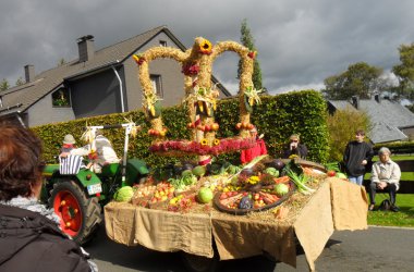 Erntedank-Umzug in Mützenich - 07.10.2012