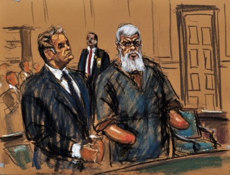 Abu Hamza al-Masri mit Anwalt Jeremy Schneider vor Gericht