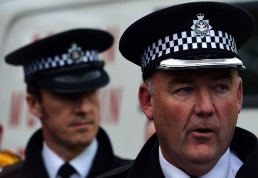 Police Superintendant Ian John (re.)