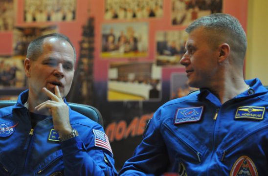 Kevin Ford und Oleg Nowizki vor dem Abflug