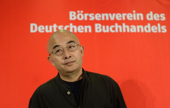 Liao Yiwu empfängt den Friedenspreis des Deutschen Buchhandels