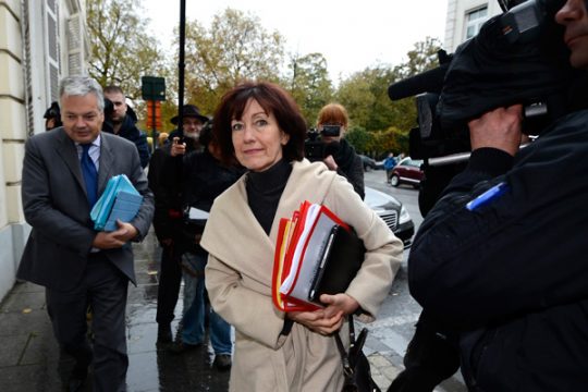 Onkelinx: Reiner Sparkurs verschlimmert die Krise