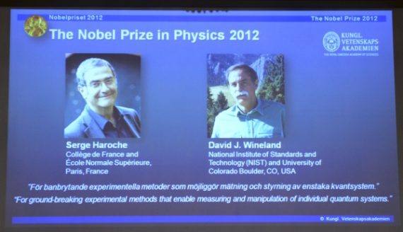 Die Physiker Serge Haroche (Frankreich) und David Wineland (USA)
